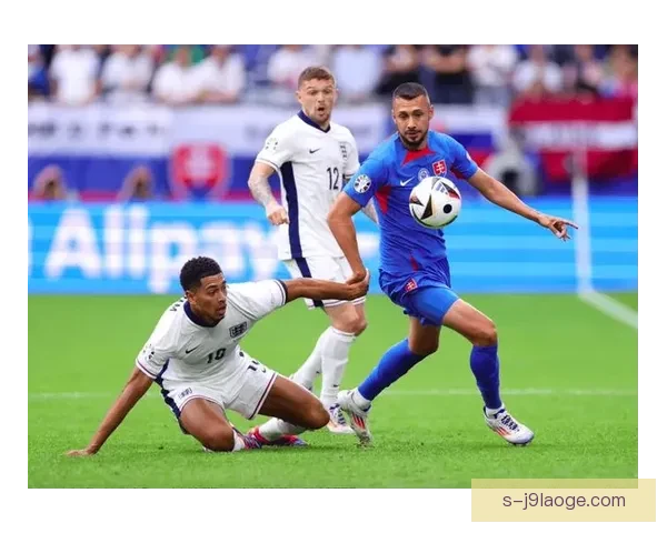 贝林厄姆欧洲杯读秒倒钩绝平拯救英格兰点燃全场奇迹时刻震撼之夜